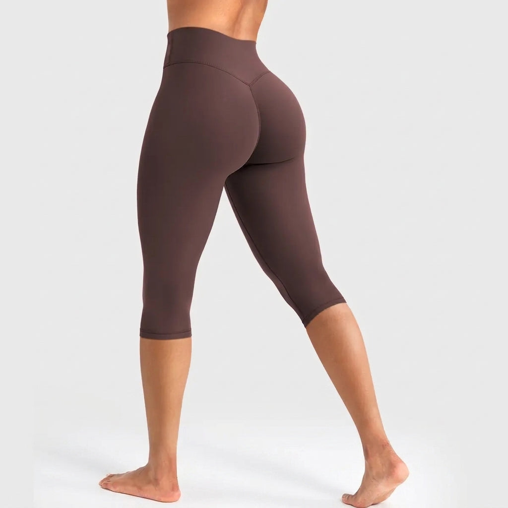 Aluna Sculpt Capri Leggings - Chocolate